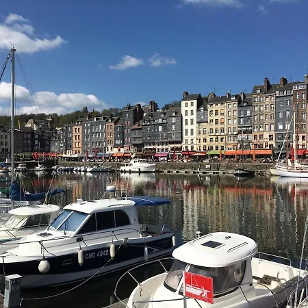 Terrasse Privee, Calme Et Confort A *